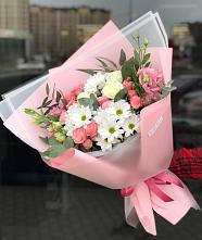 Букет цветов из:  Розы, Лизиантусы и Хризантемы в Красный Яр Волгоградской области